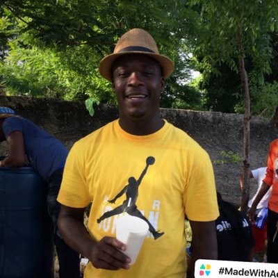 Profile Picture of Charles Michaud Jamesley (@JamesleyMichaud) on Twitter