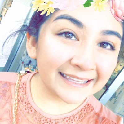 Profile Picture of Danielle Llanes (@dan_elle_19) on Twitter