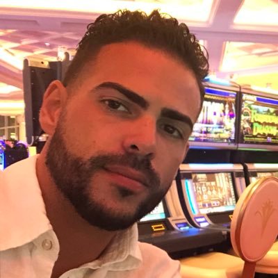 Profile Picture of Raymond Aleman (@xixraym0ndxix) on Twitter