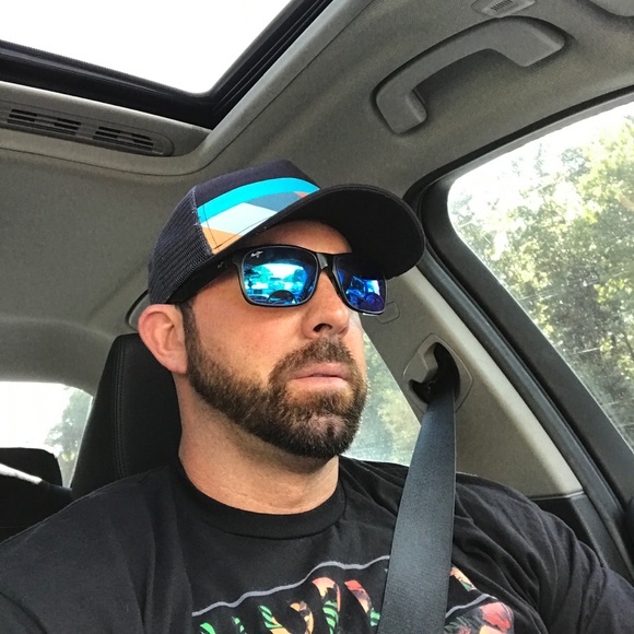 Profile Picture of Steve Hatley (@stevenhatley45) on Poshmark