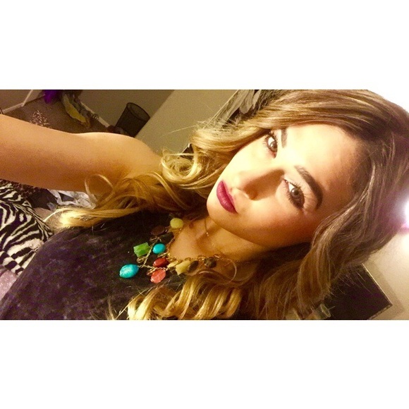 Profile Picture of Krystal Morgenstern (@krystalann_) on Poshmark