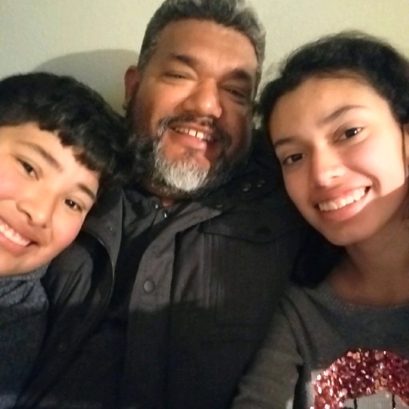 Profile Picture of Joel Vallejo (@vallejoson) on Poshmark