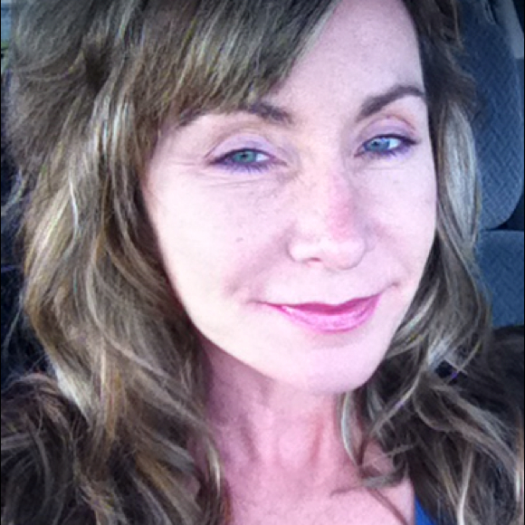 Profile Picture of Faythe Smith (@faythesmith5) on Poshmark