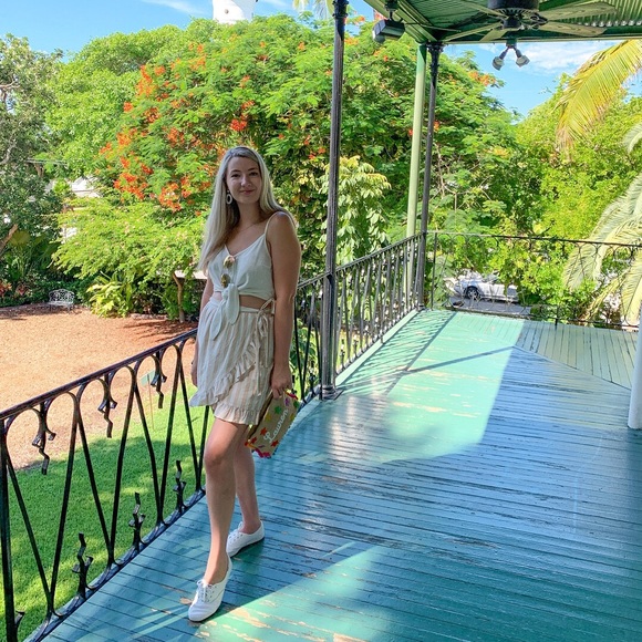 Profile Picture of Lauren Millsaps (@ellemillsaps) on Poshmark