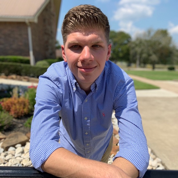 Profile Picture of Tyler Cooley (@tcooley1997) on Poshmark