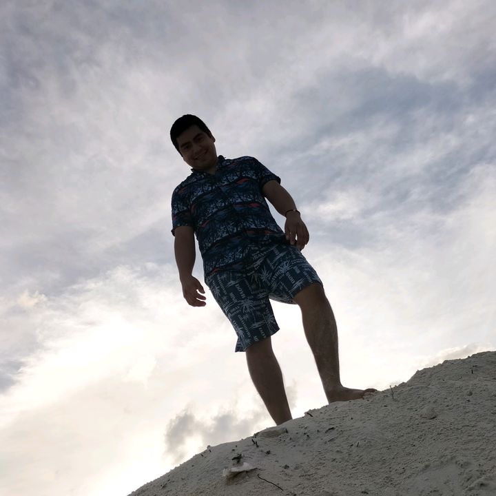 Profile Picture of Michael LoZe (@michaelloze) on Tiktok