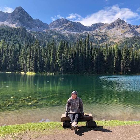 Profile Picture of Josee Zroback (@cutnpaste) on Poshmark