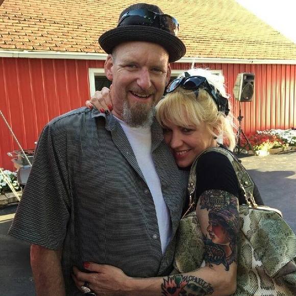 Profile Picture of Julia Henner (@jhenner13) on Poshmark