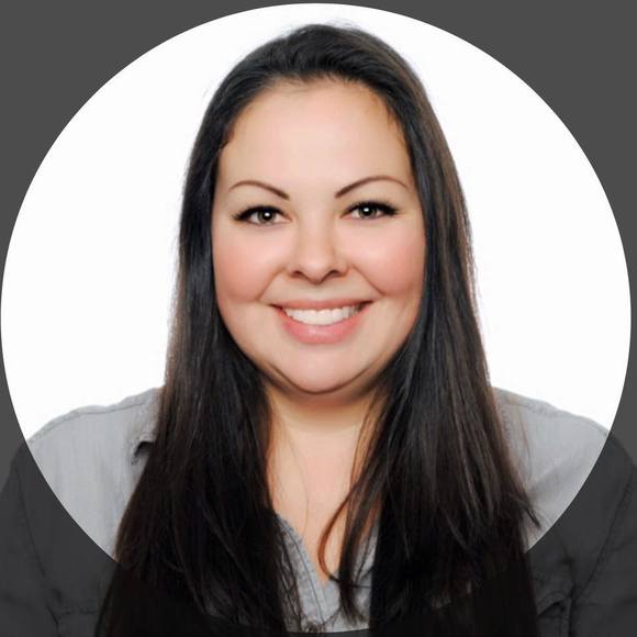 Profile Picture of Aslinn Weber kisor (@akiss35) on Poshmark