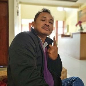Profile Picture of Herman Black Syafi'i (@ayahe_ardin) on Twitter