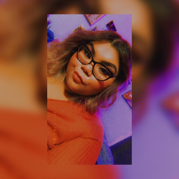 Profile Picture of Cassandra Rivera (@xocassandraaa_) on Poshmark