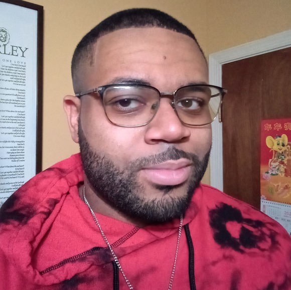 Profile Picture of Marcellus Thomas (@marcellusthomas) on Poshmark