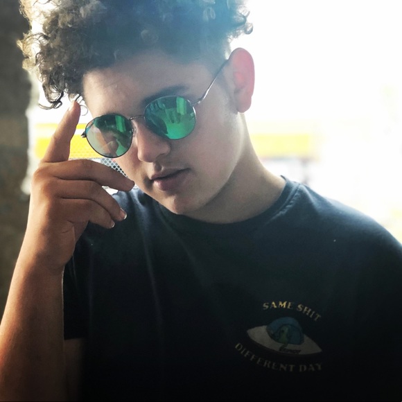 Profile Picture of Joseph Martinmaas (@joepurpp) on Poshmark