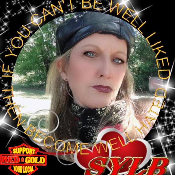 Profile Picture of Karen Stevens-sumner (@neraksnevets) on Poshmark