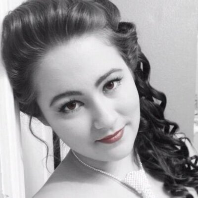 Profile Picture of Jacqueline Jurcik (@thespianrose27) on Twitter