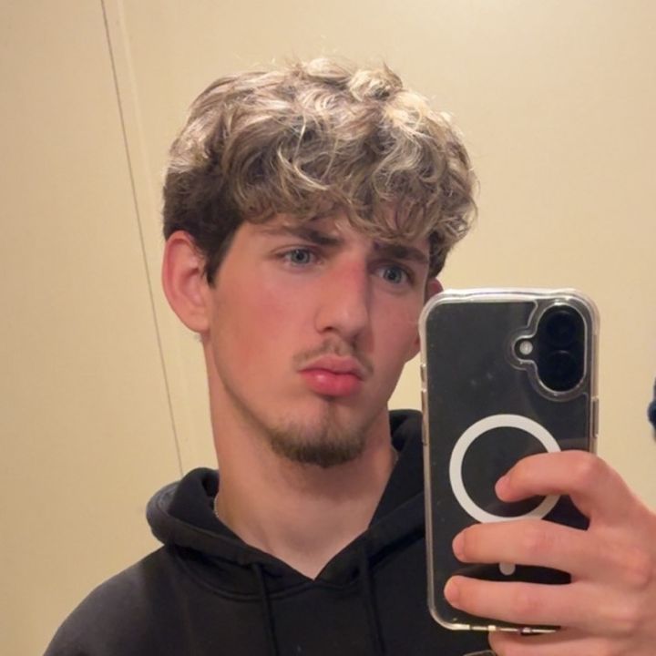Profile Picture of Eric🫣 (Taylor’s Version) (@eric72071) on Tiktok