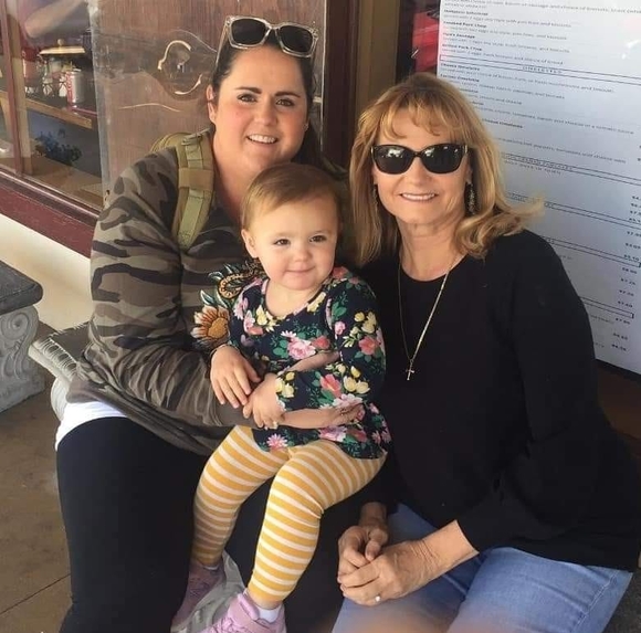 Profile Picture of Laura Dunphy moon (@dunphyla) on Poshmark