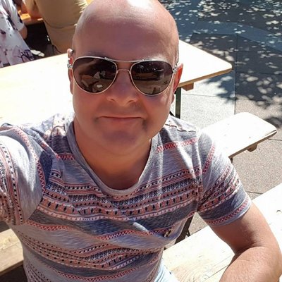 Profile Picture of Peter Waring (@psych0list) on Twitter
