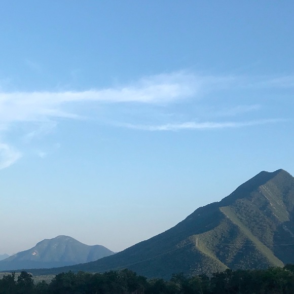 April Zapata - Poshmark Profile Picture of April Zapata (@aprilzapata) on Poshmark