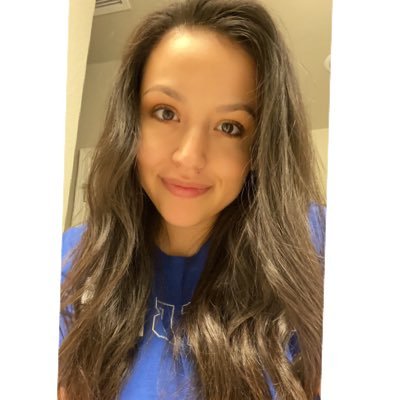 Profile Picture of Lorena Lazdowski (@LLazdowski) on Twitter