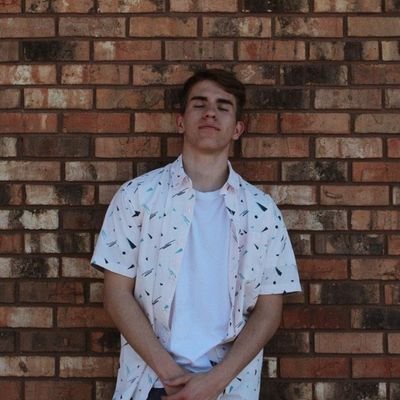 Profile Picture of Devin Schroeder (@DevinSchroede19) on Twitter