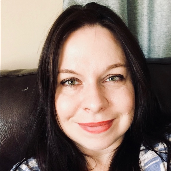 Profile Picture of Izabella Mroczkowska (@landrynka) on Poshmark