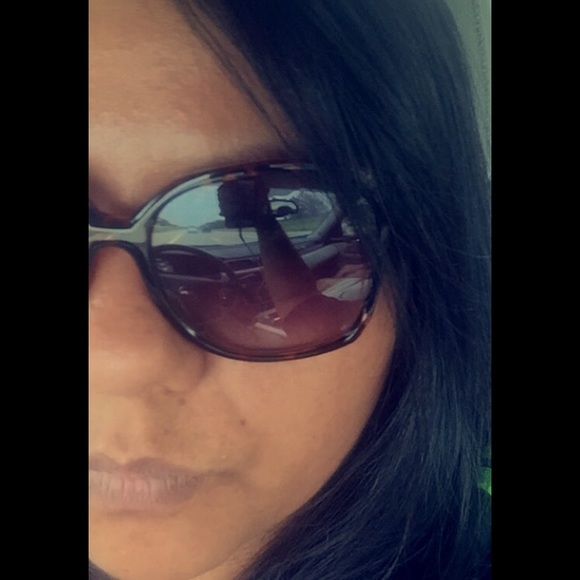 Profile Picture of Bianca Quintana (@biancca1) on Poshmark