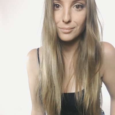 Profile Picture of Lauren Hoover (@LaurenandLeo) on Twitter