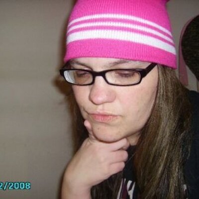 Profile Picture of Candace McLaughlin (@mellowkitty74) on Twitter