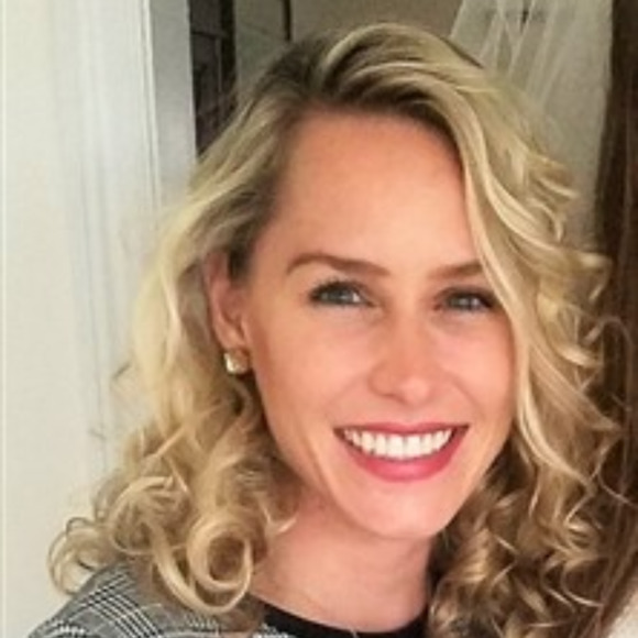 Profile Picture of Katie Staso (@katiestaso) on Poshmark