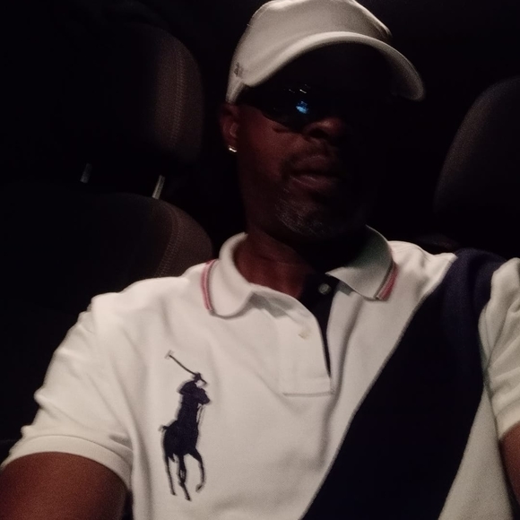 Profile Picture of Andrew Childs (@achilds47) on Poshmark