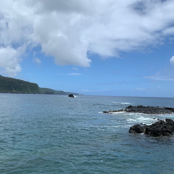 Profile Picture of Jonathan Peal (@jonathanpeal5) on Poshmark