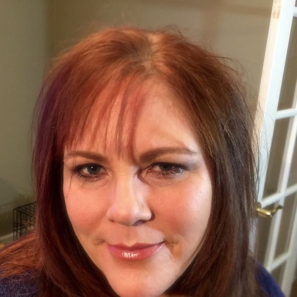 Profile Picture of Heidi Kuban (@rhnqt) on Poshmark