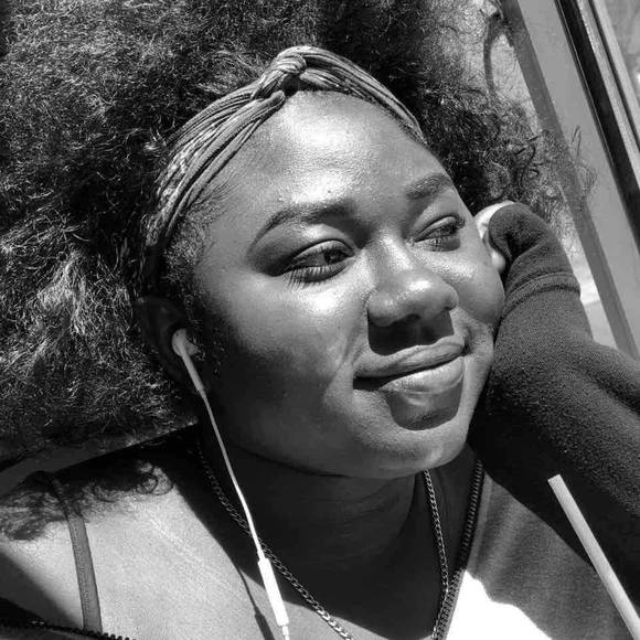 Profile Picture of Ernestina Kwansah (@tinasarah) on Poshmark