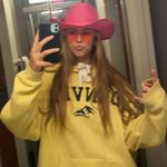 Profile Picture of •Megan Kromschroeder• (@megan.krom) on Instagram