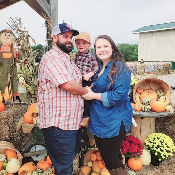 Brandi Hayzlett - Poshmark Profile Picture of Brandi Hayzlett (@bhayzlett) on Poshmark