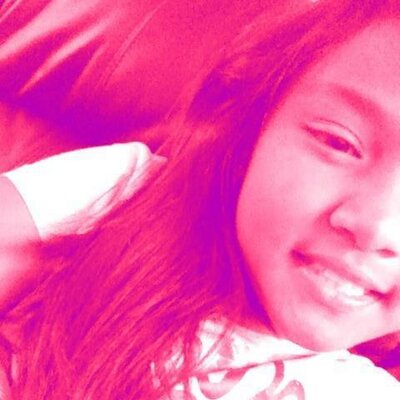 Profile Picture of Catherine Julian (@PinkUnicornMC) on Twitter