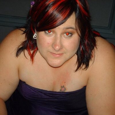 Profile Picture of Tara Crisp (@taz_devil85) on Twitter