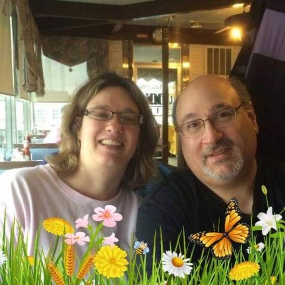 Profile Picture of Beth Misiolek (@bethmisiolek) on Poshmark