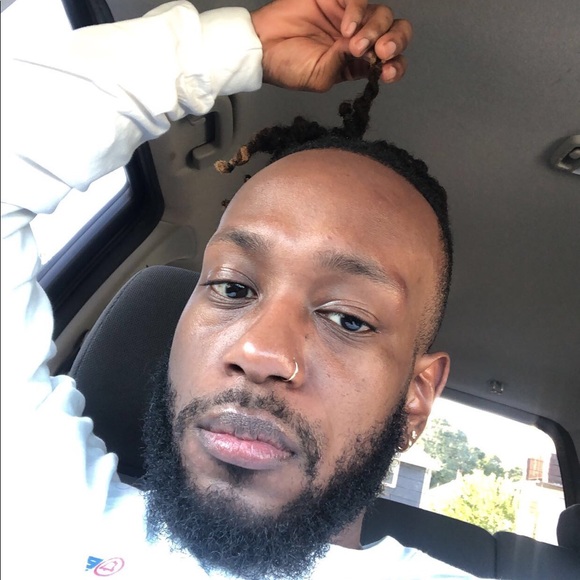 Profile Picture of Christopher Solis (@chrisolis_) on Poshmark