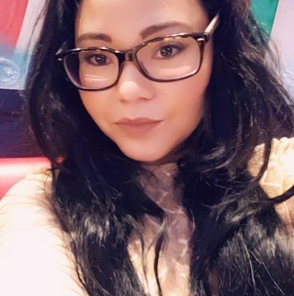 Profile Picture of Jessica Aviles (@simply4me) on Poshmark