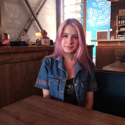 Profile Picture of L|A (@AlLushnikova) on Twitter