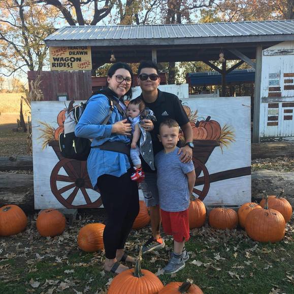 Profile Picture of Kortni Bidinger (@kortnibidinger) on Poshmark