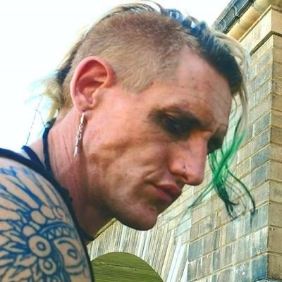 Profile Picture of Christopher Oles (@ChrisOles) on Twitter