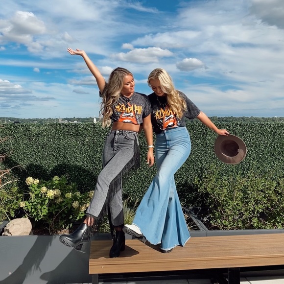 Profile Picture of Alexandra Hayden (@ahayden32) on Poshmark