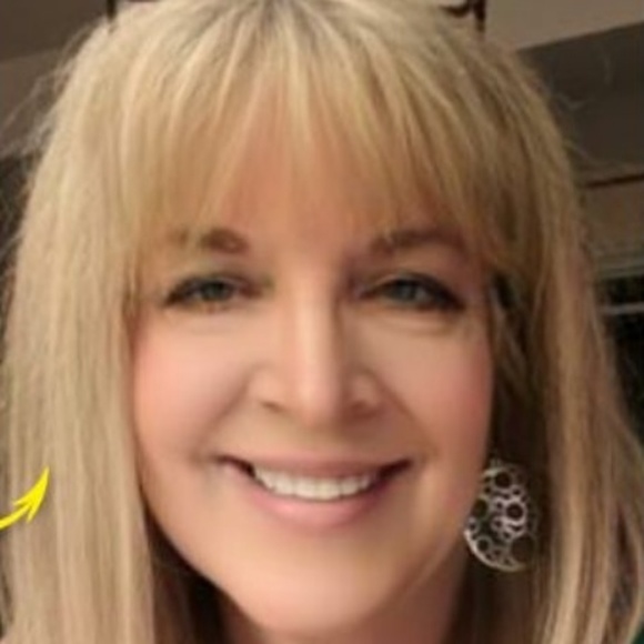 Profile Picture of Judy Tedeschi (@judytedeschi) on Poshmark