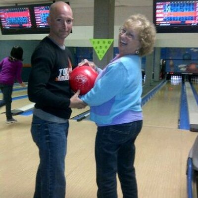 Profile Picture of Nancy Oliviero (@nancyoliviero) on Twitter