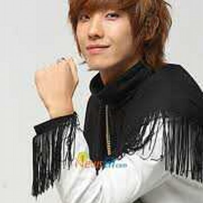 Profile Picture of Kim Ryun Ah (@ryun_ah) on Twitter