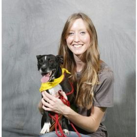 Profile Picture of Carly Bahner (@carlyALb) on Pinterest