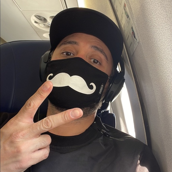 Profile Picture of Carlos Acevedo (@karliacevedo) on Poshmark